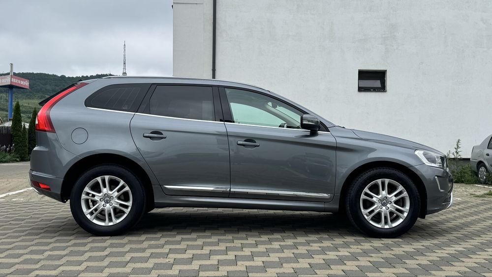 VOLVO XC60 2015 — imagine 3