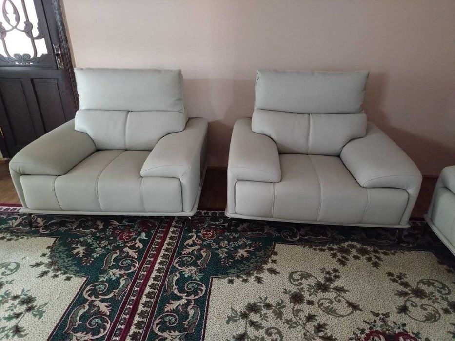 Диван+кресло кожанные-новые, раскладные-БУ. Шкаф, сервант.