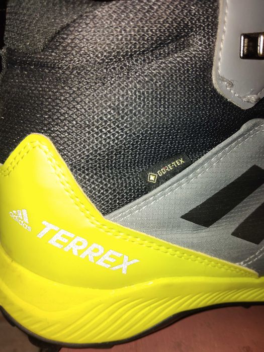 Маратонки 36 номер