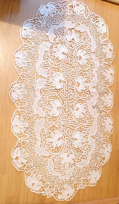 Lot 4 fețe de masă macrame/ lasetă poantlas Handmade