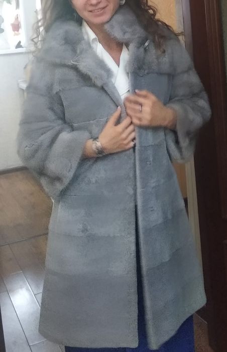 Шуба из голубой норки