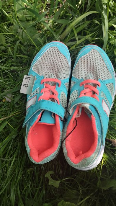 Кроссовки,туфли, босоножки