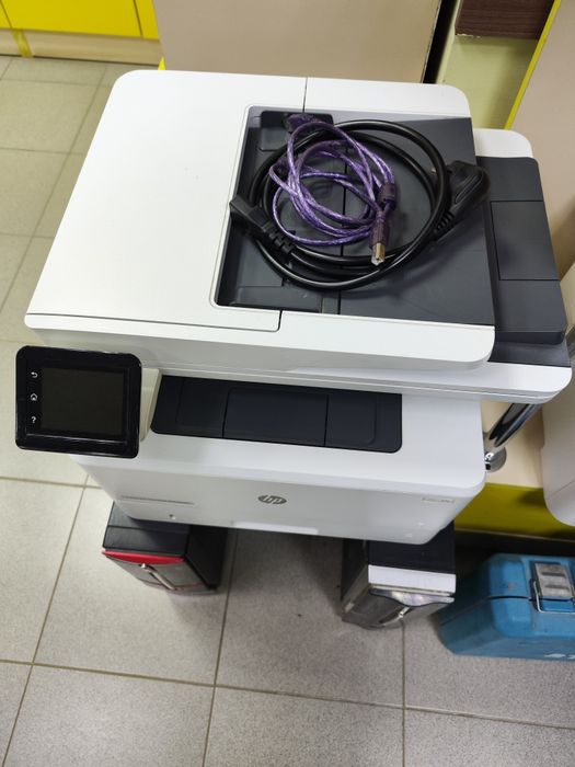 Продам принтер мфу hp xerox