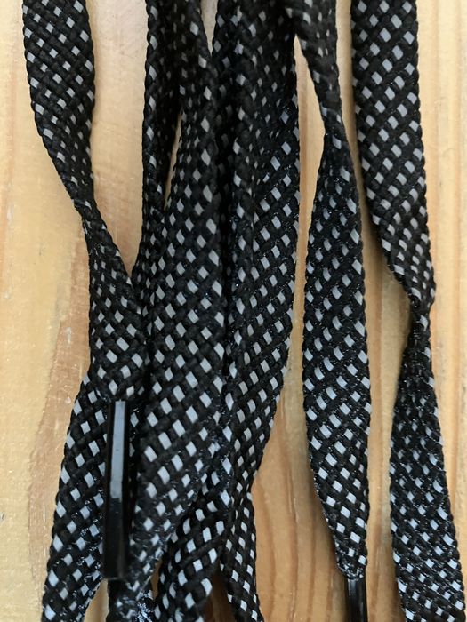 Chrome Industries , sireturi reflectorizante