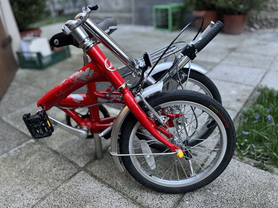 Bicicleta Pliabila Giant ideala pentru copii