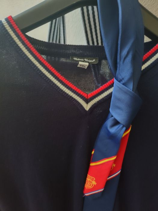 Нов пуловер XL и вратовръзка