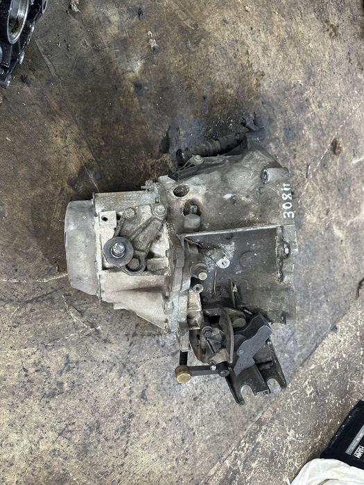 Ръчна кутия Пежо 308 1.6hdi
