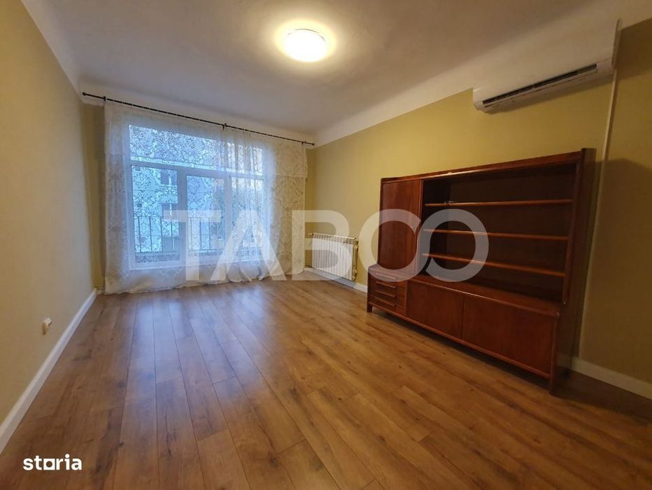 Apartament 2 camere decomandat etaj 1 zona Negoiu bloc de caramida