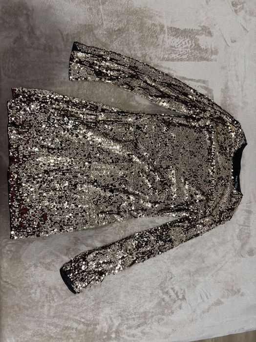 Официална рокля размер S