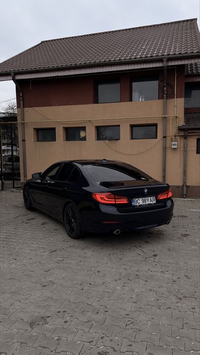 19.500 euro BMW Seria 5 G30 Luxury Line [Piele Coniac | Navigație Mare