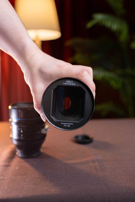 SIRUI Venus 35mm / 75mm T2.9 1.6x FullFrame anamorphic