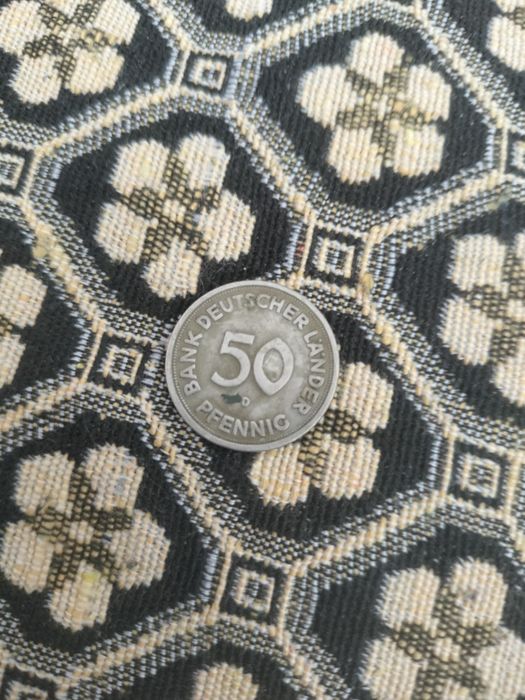 Продам монету 50 пфеннигов.
