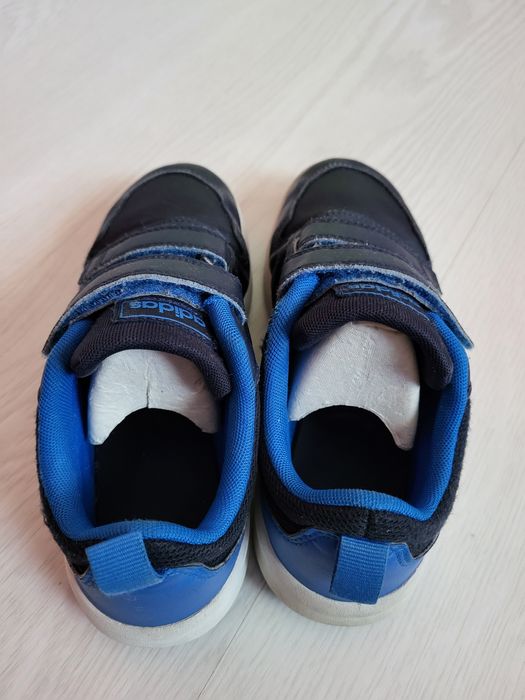 Маратонки  Адидас