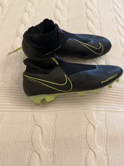 Nike Phantom VSN Flyknit – mărimea 38.5 – stare foarte bună