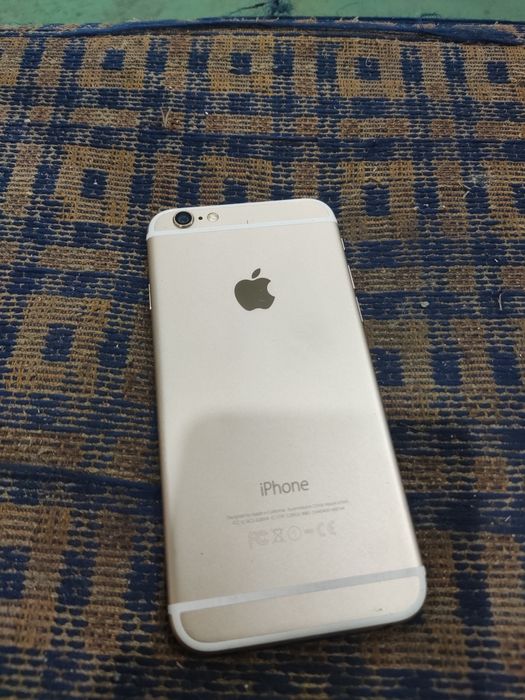 Продам айфон 6 рабочий