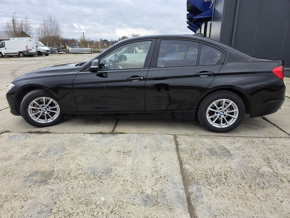 BMW Seria 3 /316D /F30 2013 Automata
