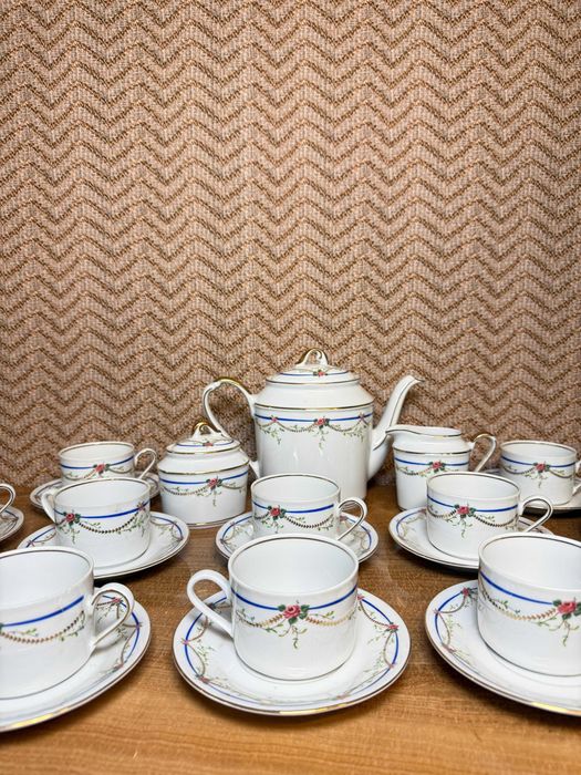 Set ceai porțelan Bavaria, 12 persoane, decor floral și margini aurii