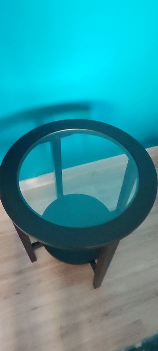 Masă rotundă cu blat de sticlă