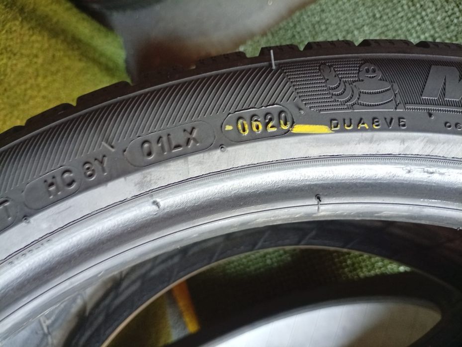 245 35 18 Michelin m+s