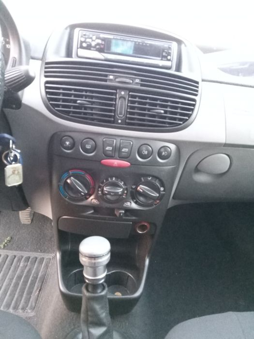 Фиат Пунто 1.2 8 в 60 КС на ЧАСТИ