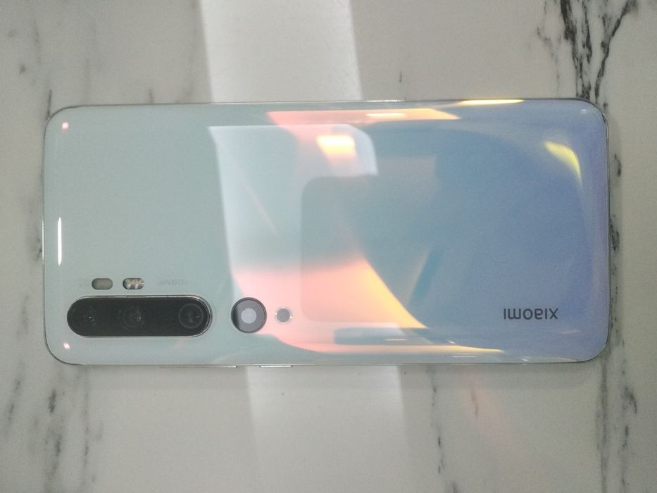 Mi note 10 hotirasi 8*128 GB. telfonni protsessori kuygan. Ekran amole
