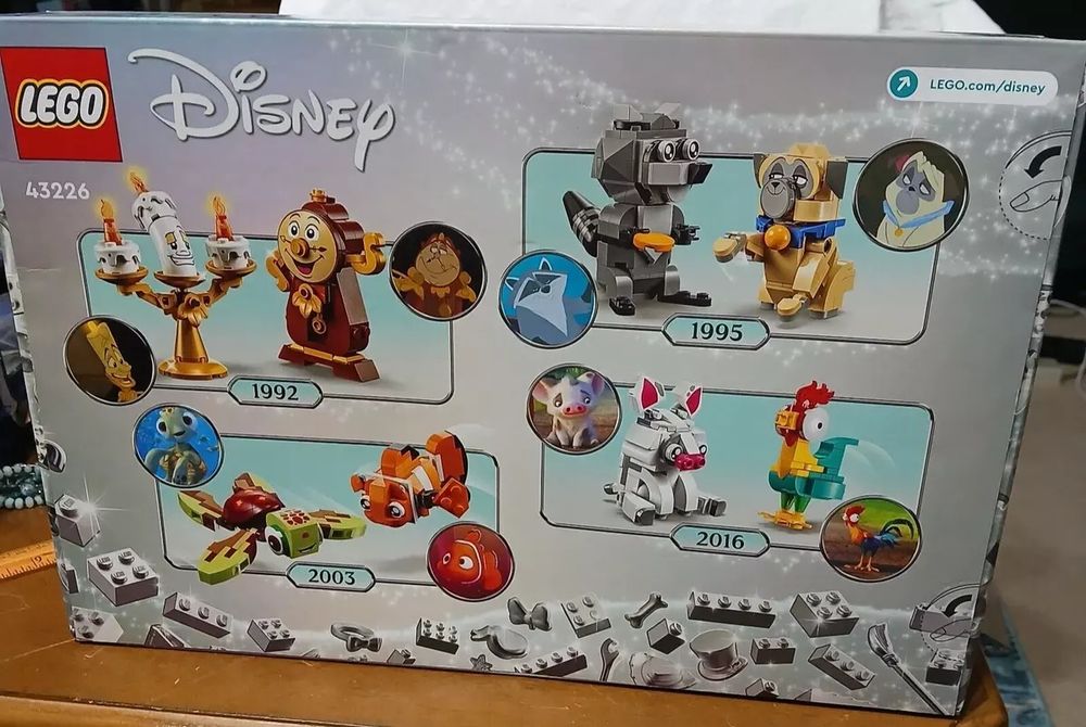 SIGILAT! LEGO Perechi de personaje DISNEY 43226, redus 50%