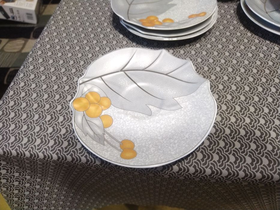 2 броя сервизи за кафе