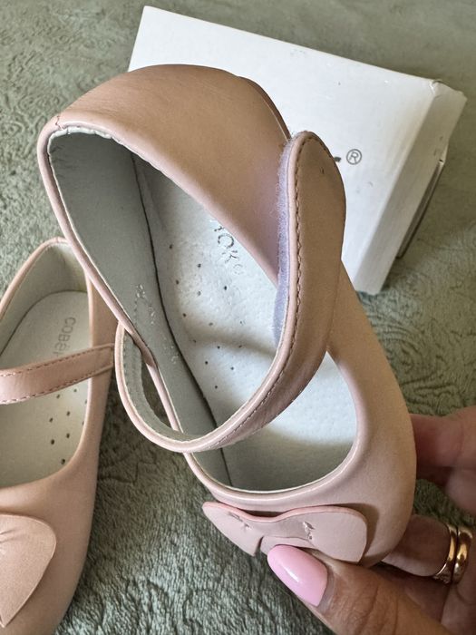 Кожаные туфельки для девочки