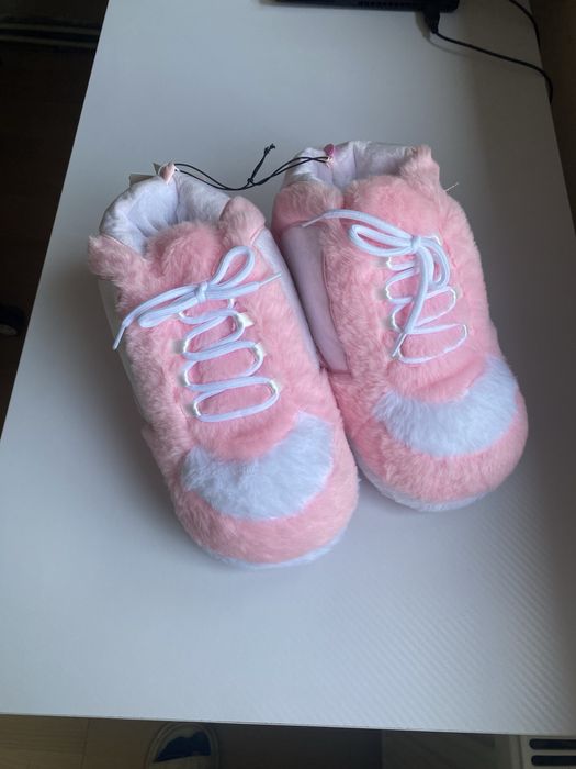 Пухкави домашни чехли