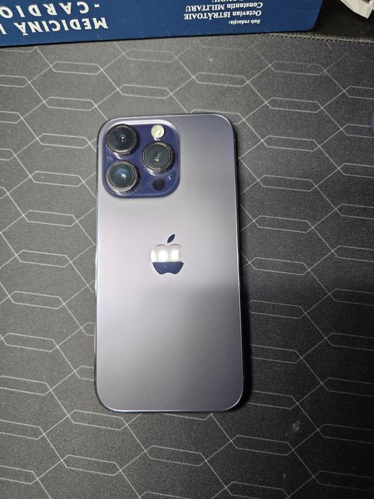 Iphone 14 pro deep purple