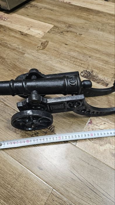 Tun decorativ ( piesa interesanta pentru colectionari)