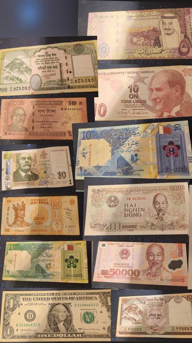 Vand lot de bancnote straine de colectie