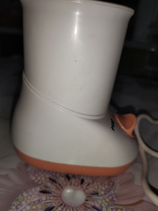 Продам подогреватель для бутылочек