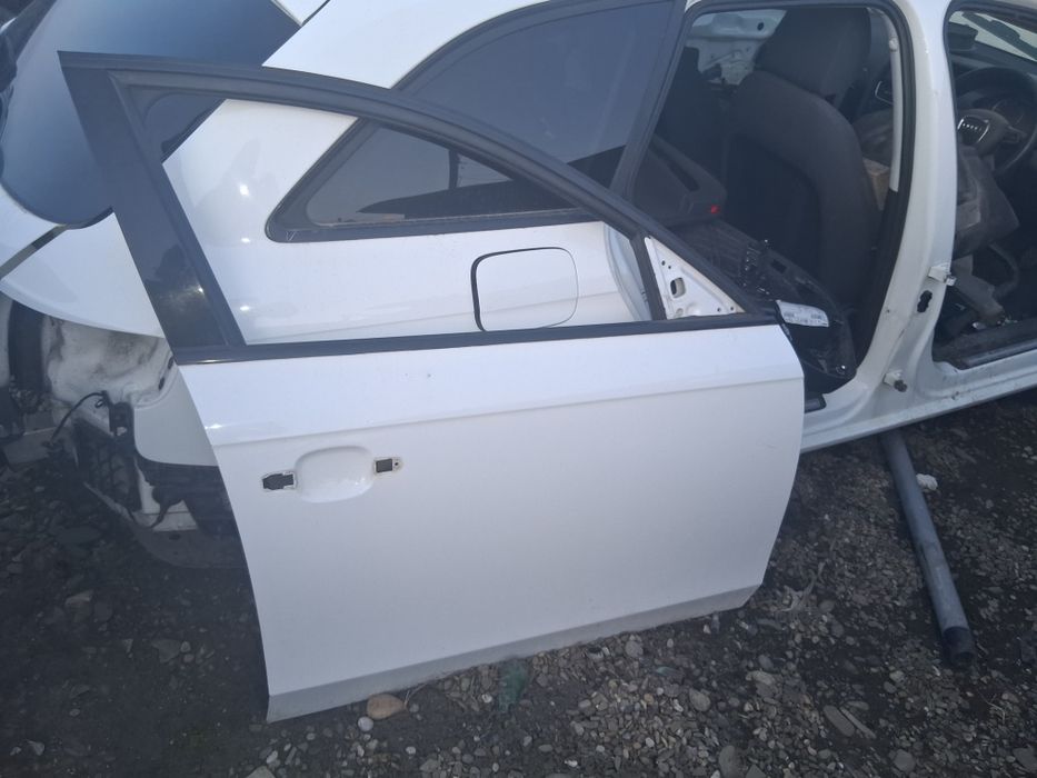 Uși albe Audi a4b8