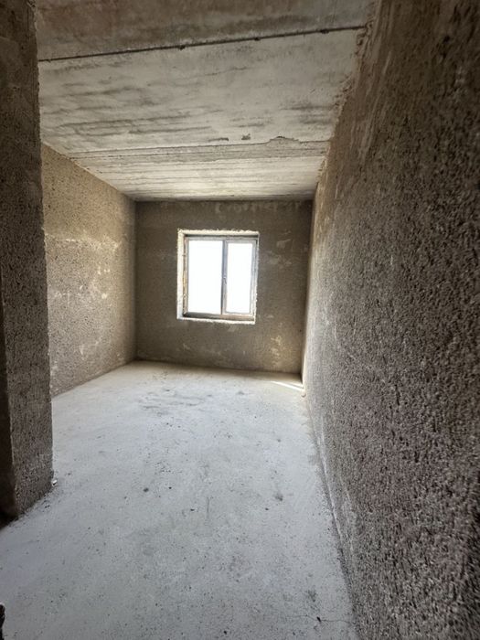Al-Buxoriy ro’parasida Kvartira sotiladi