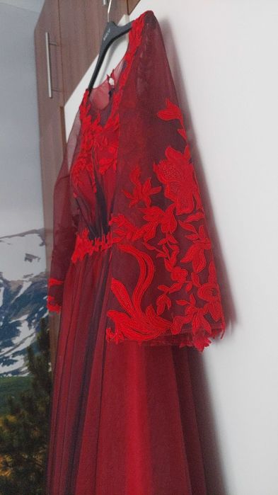 Vand rochie de nasa