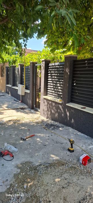 Construim garduri din panou jaluzele, sipca metalica, BCA tabla plasa