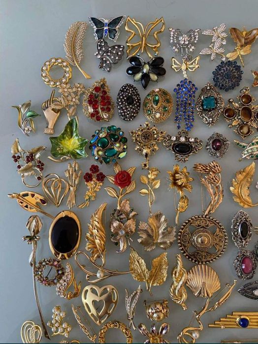 Брошки, винтидж от Англия