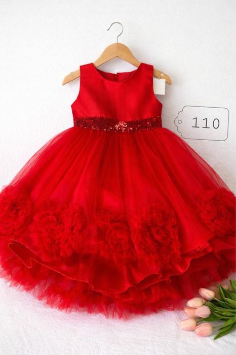 платье праздничное 5000тг - одно