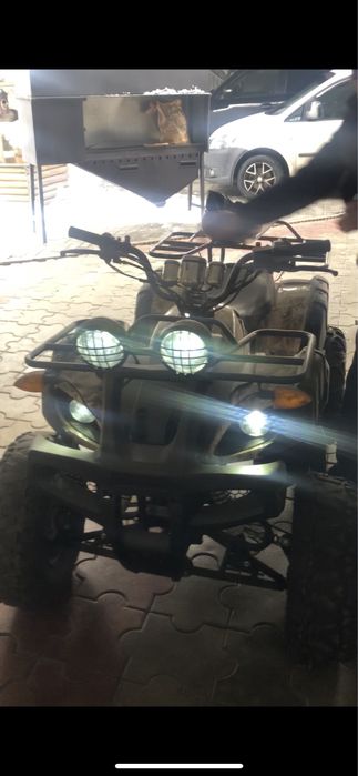 Квадроциклы / Мото