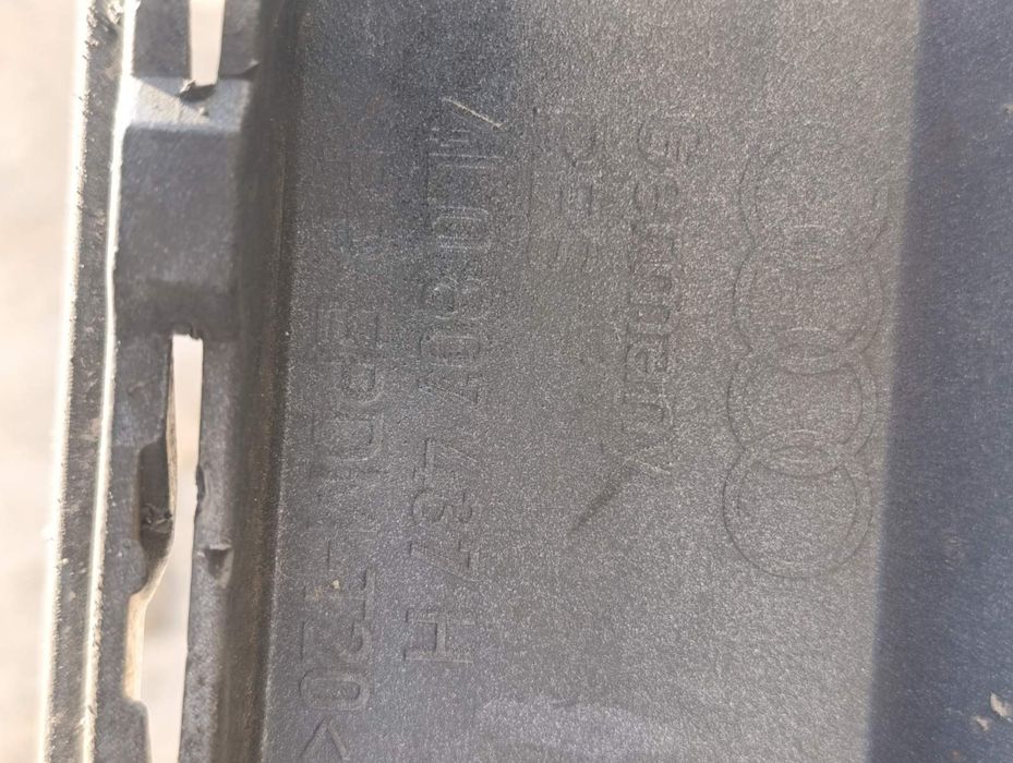 Предна броня за Audi Q7 / Ауди