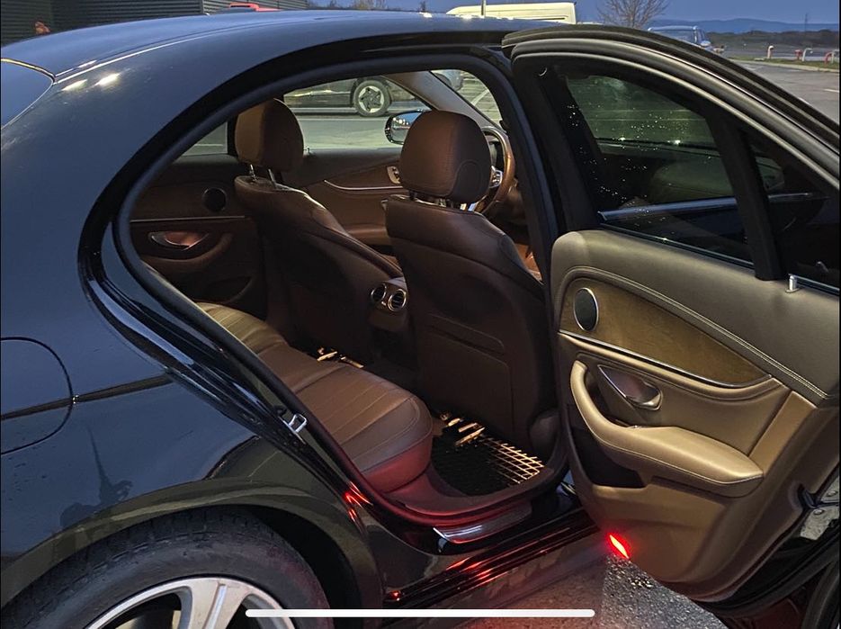 Mercedes-Benz E 220d 4MATIC