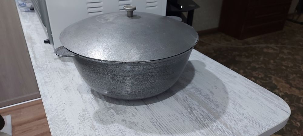 Посуда разная, казаны
