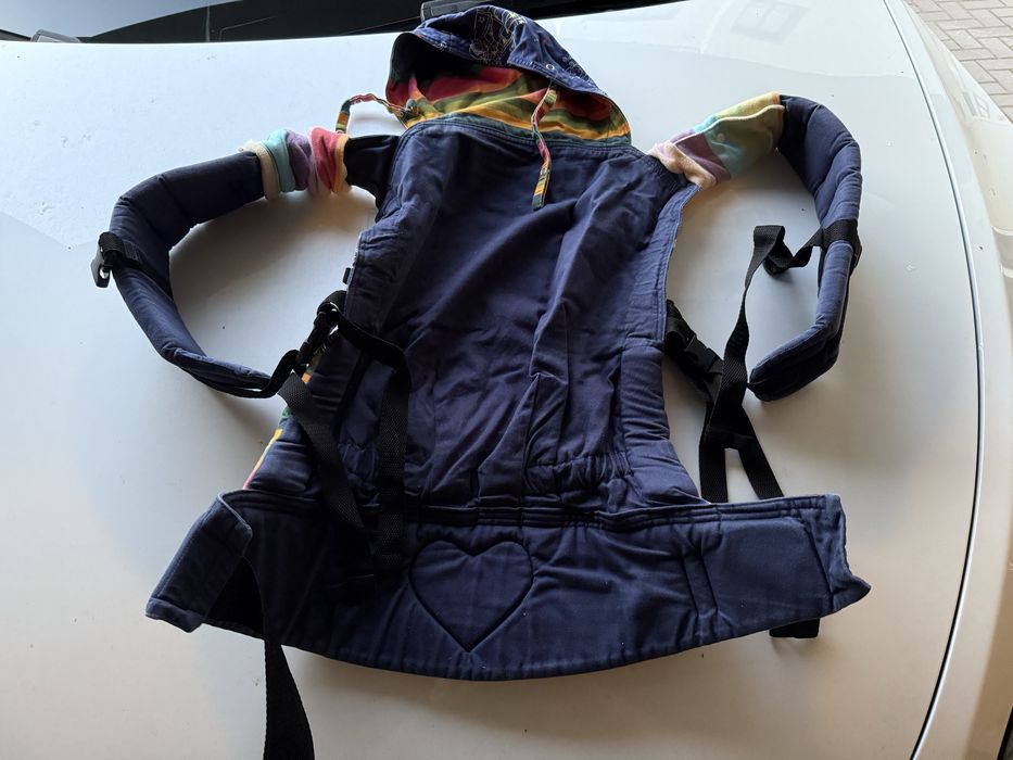 Ергономична унисекс раница за бебе