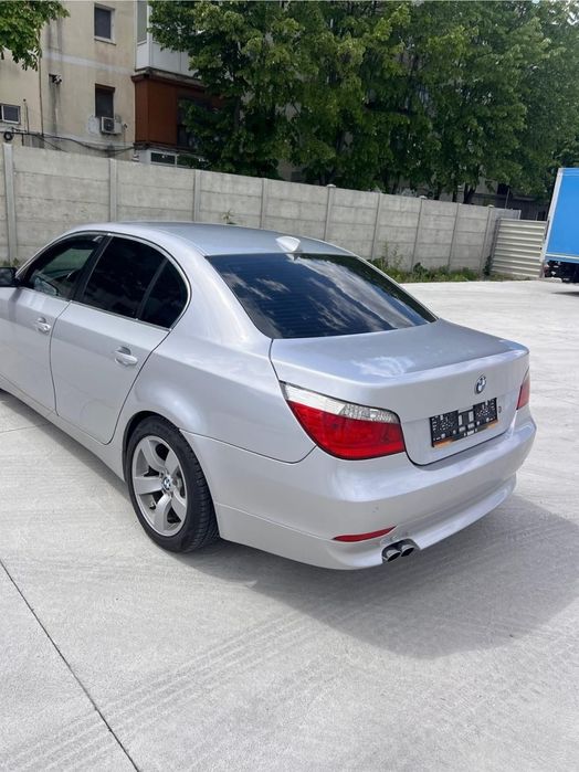 BMW 5 Series 0 — imagine 4