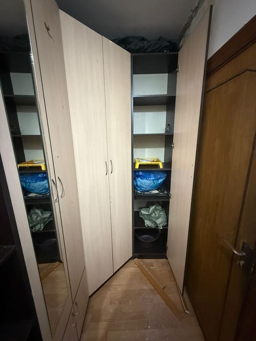 Продам вместительный шкаф