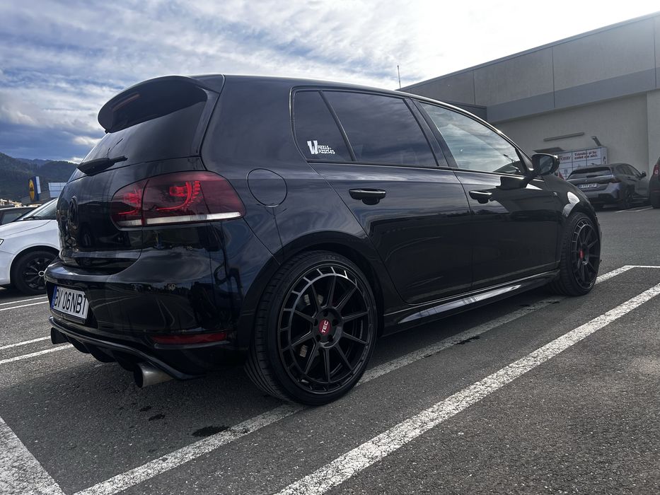 VOLKSWAGEN Golf 2012 — imagine 3