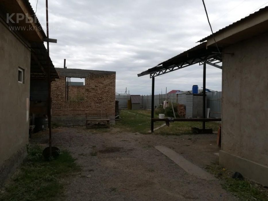 Продам дом с магазином