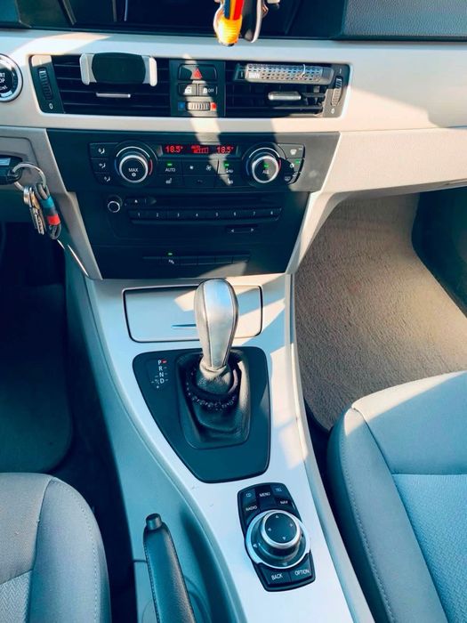 BMW 3 Series 2012 — imagine 15