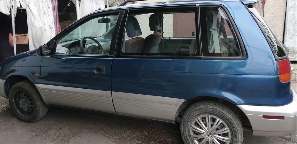 Mitsubishi space runner